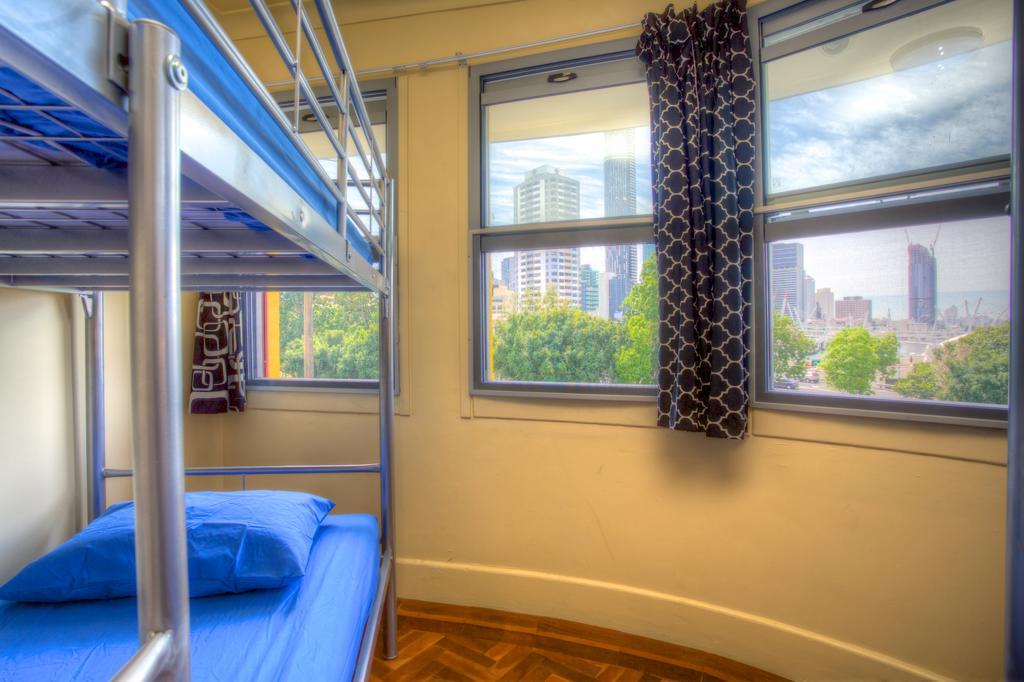Big Bird Backpackers Hostel Brisbane Exterior photo