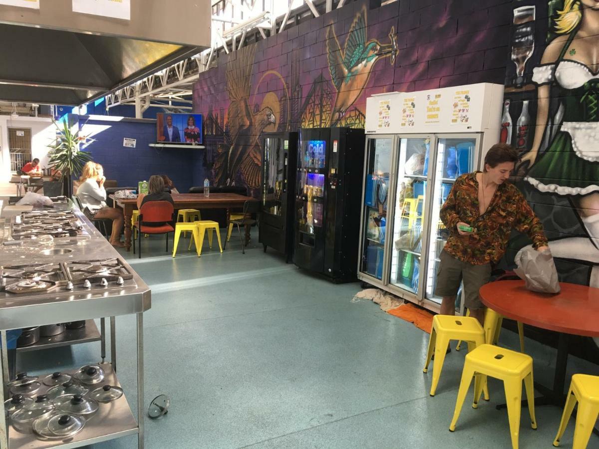 Big Bird Backpackers Hostel Brisbane Exterior photo